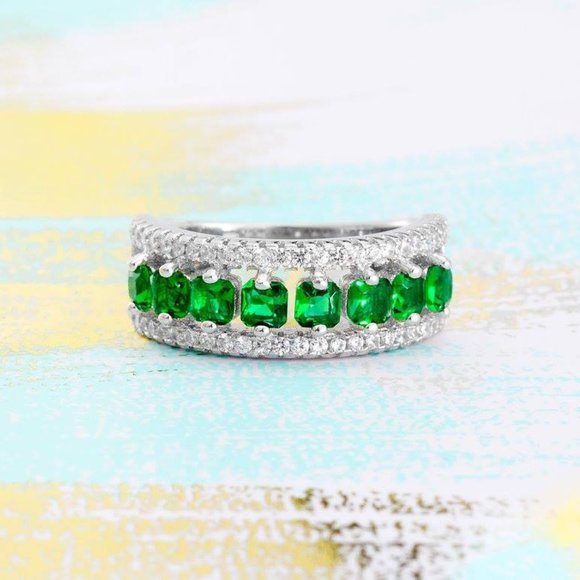 Green Emerald eternity ring, 925 Sterling Silver Charmed Aroma - Picture 4 of 8